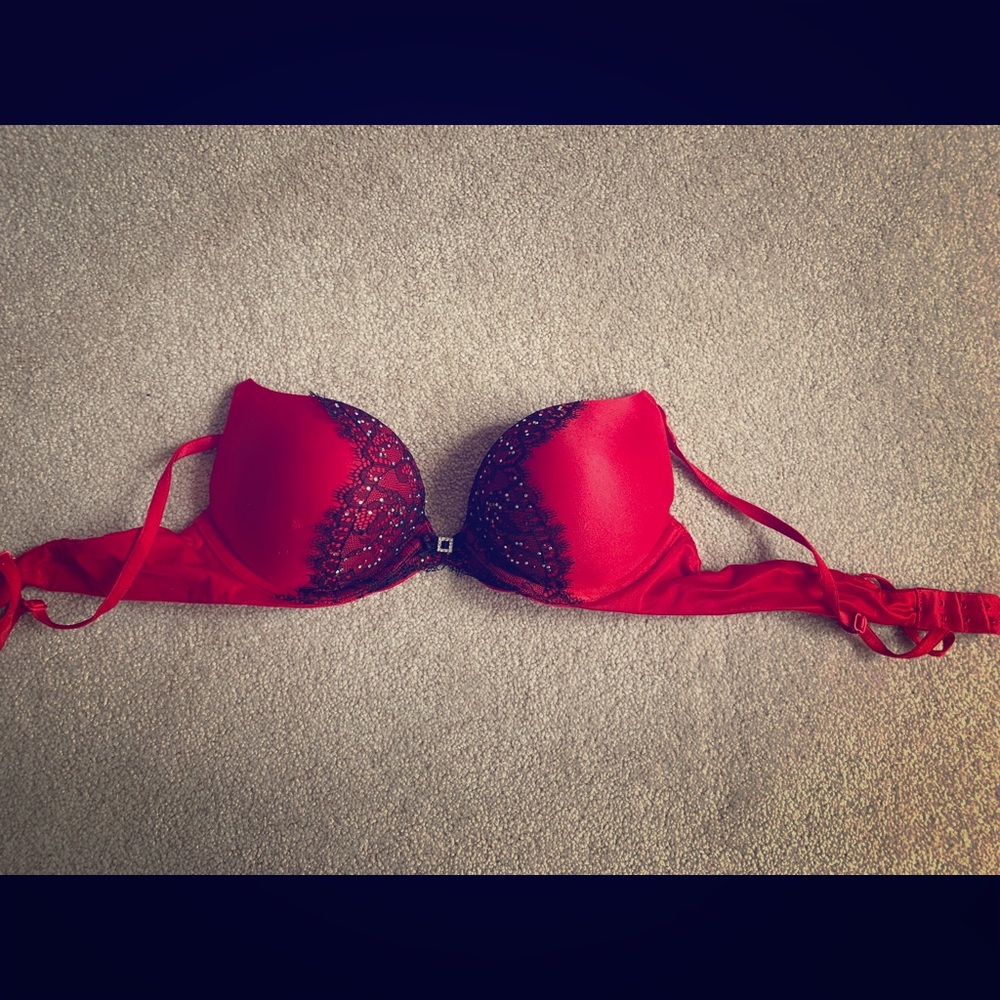 Victoria's Secret Bra - 32AA